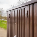 Container effetto legno 3 x 2 metri – con doppia porta sul lato lungo - immagine 2